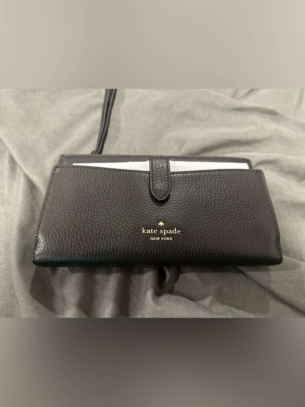 NWT Kate Spade Leila Phone Wristlet Wallet Black Pebbled Leather Classic Wallet.